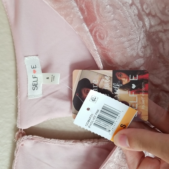 Self Esteem Juniors Pink Velvet Cropped Sweater. - Picture 2 of 7